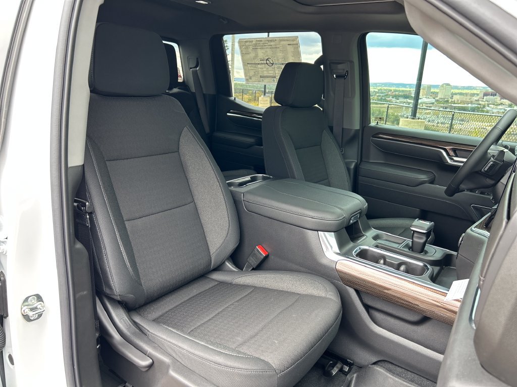 New 2026 Chevrolet Silverado 1500 LT Trail Boss w/ Convenience Package II AWD/4WD image 18