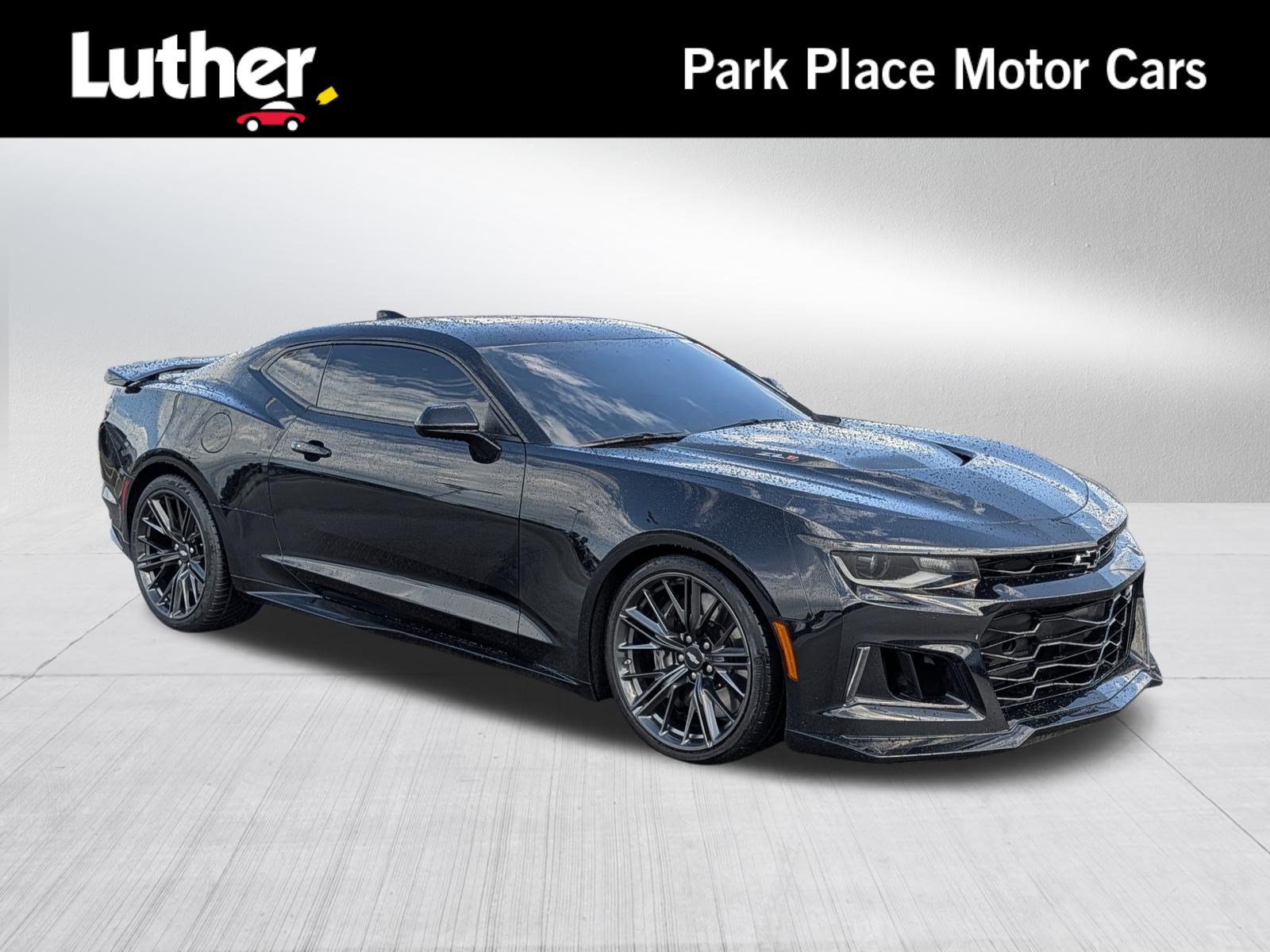 Used 2019 Chevrolet Camaro ZL1 RWD image 1