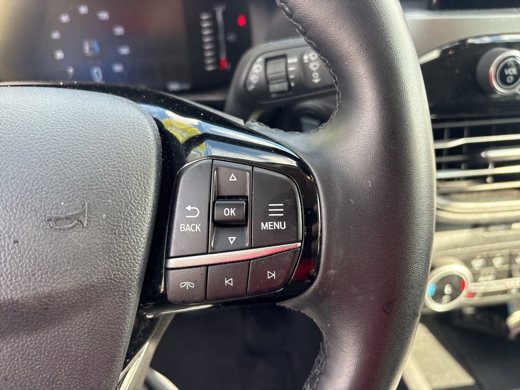 Used 2024 Ford Escape Active AWD/4WD image 14