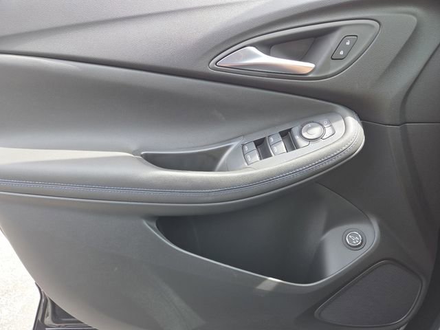 New 2026 Buick Encore GX Sport Touring AWD/4WD image 31