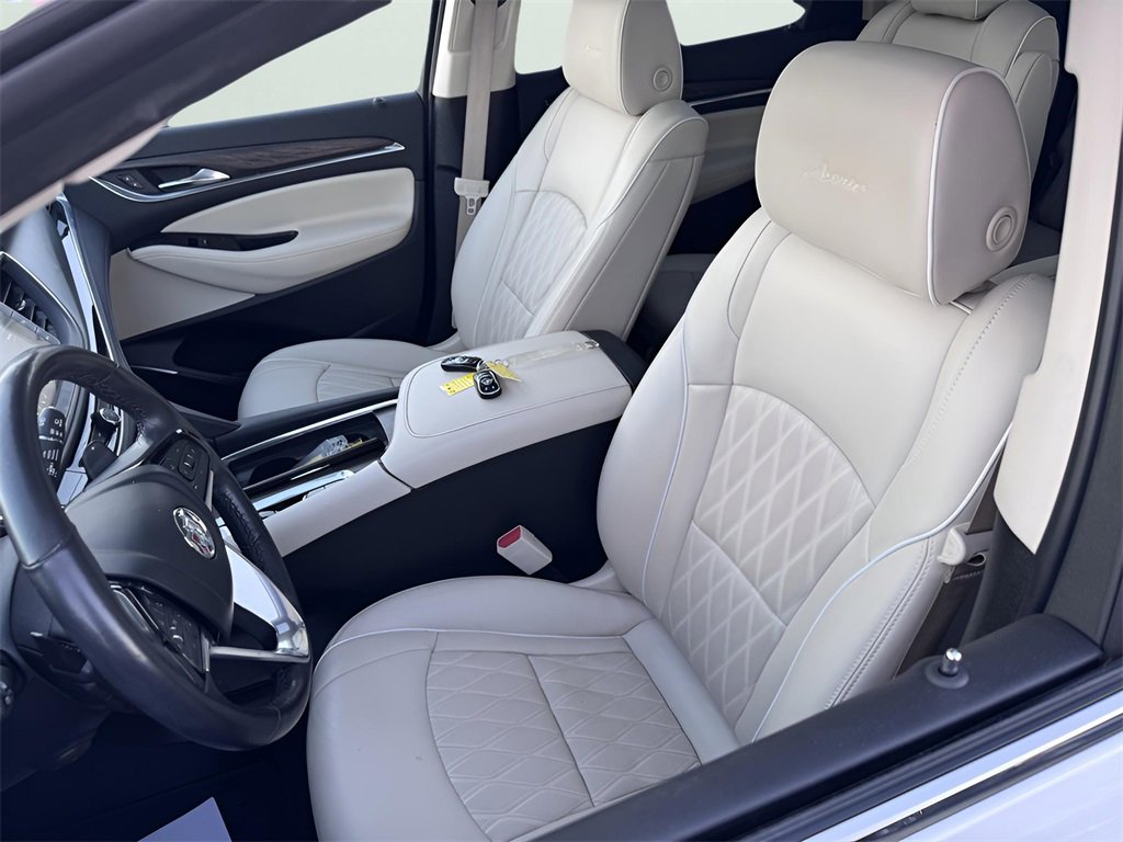 Used 2023 Buick Enclave Avenir w/ Avenir Technology Package image 17