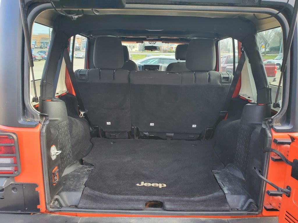 Used 2015 Jeep Wrangler Unlimited Sport w/ Connectivity Group image 6