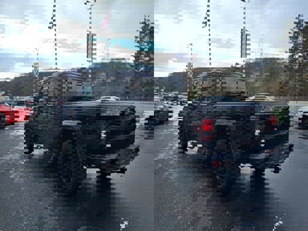 Used 2022 Jeep Gladiator Sport image 4