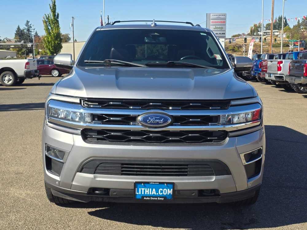 Used 2022 Ford Expedition Limited AWD/4WD image 8