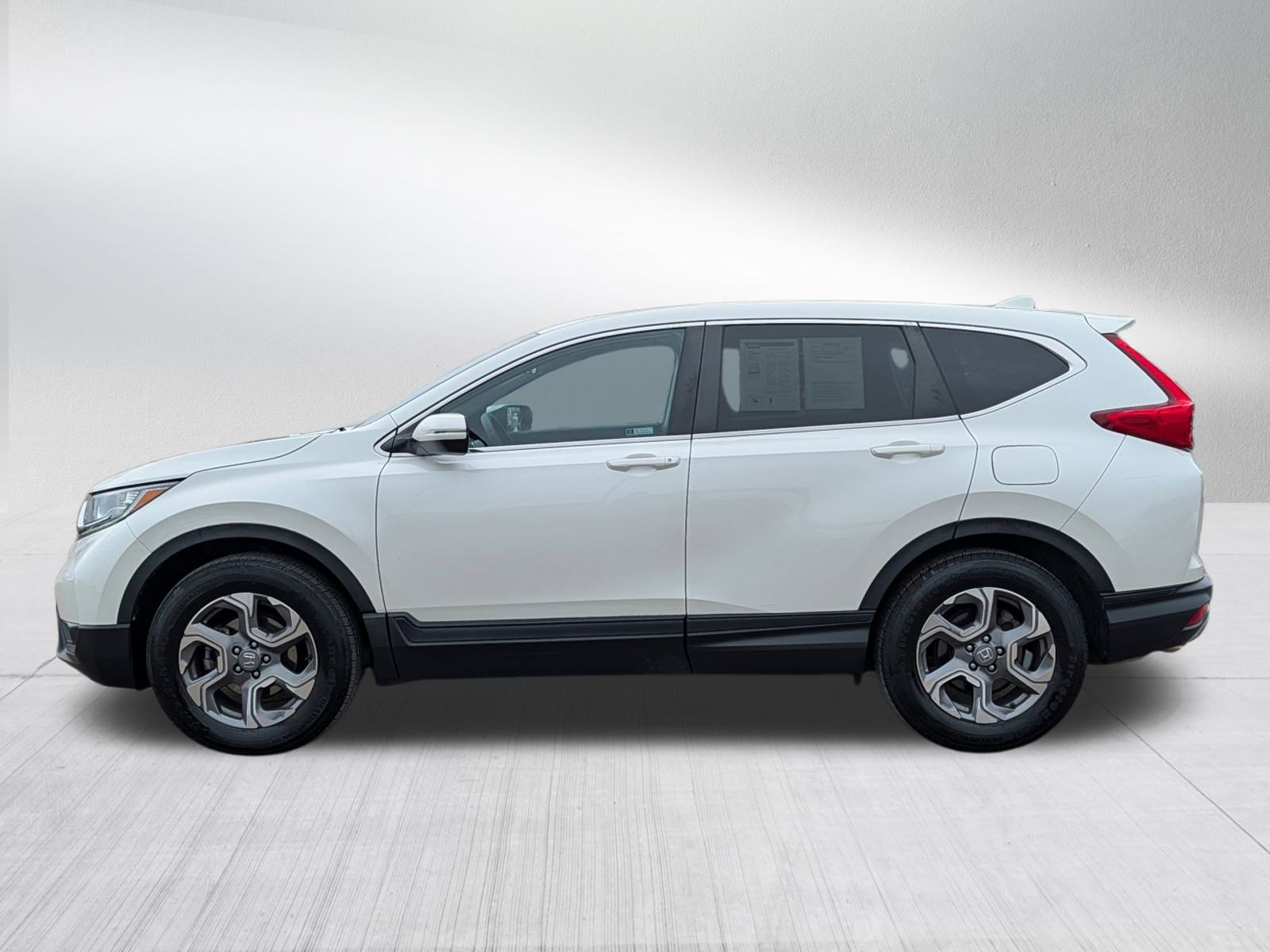 Used 2018 Honda CR-V EX image 4