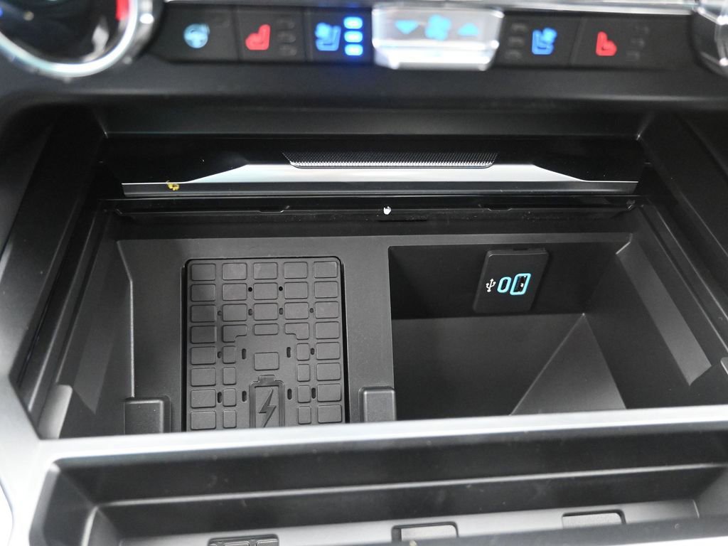 New 2026 Ford F250 Platinum w/ FX4 Off-Road Package image 30