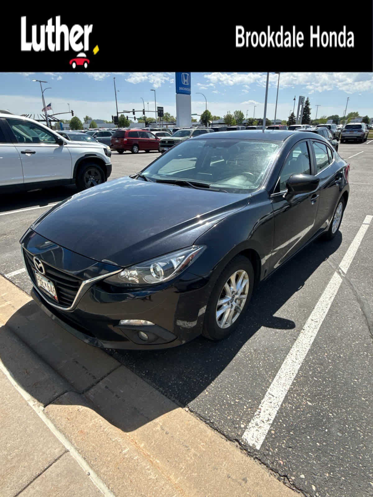 Used 2016 MAZDA MAZDA3 i Touring FWD image 1