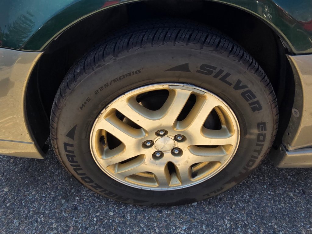 Used 2000 Subaru Outback Limited AWD/4WD image 9