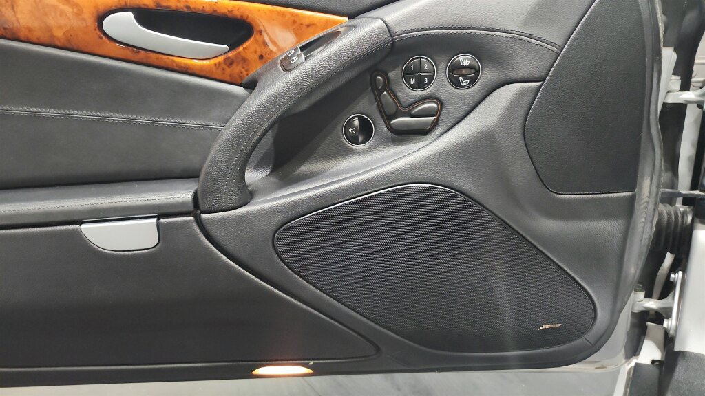 Used 2007 Mercedes-Benz SL 55 AMG image 31