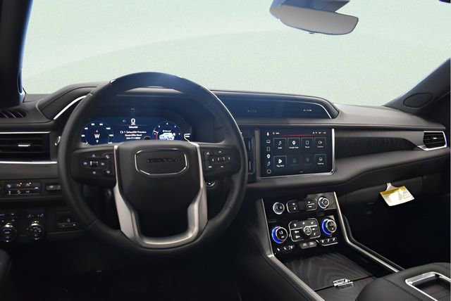 Used 2024 GMC Yukon Denali w/ Denali Reserve Package image 23