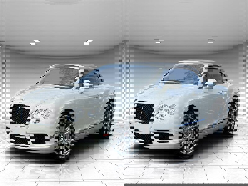 Used 2015 Bentley Continental GT image 2