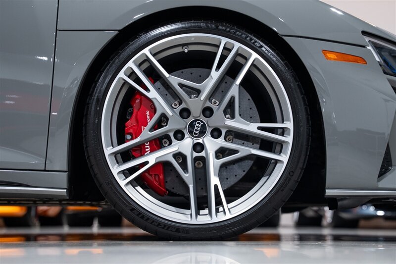 Used 2021 Audi R8 V10 performance AWD/4WD image 16