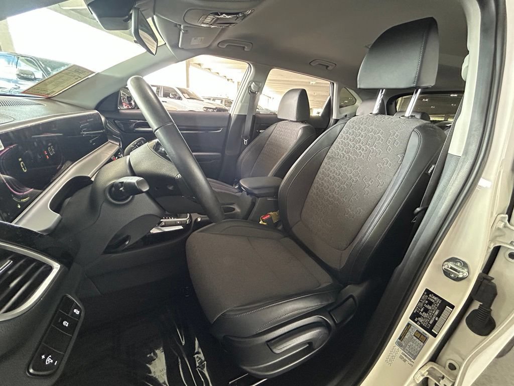 Used 2026 Kia Seltos S FWD image 13