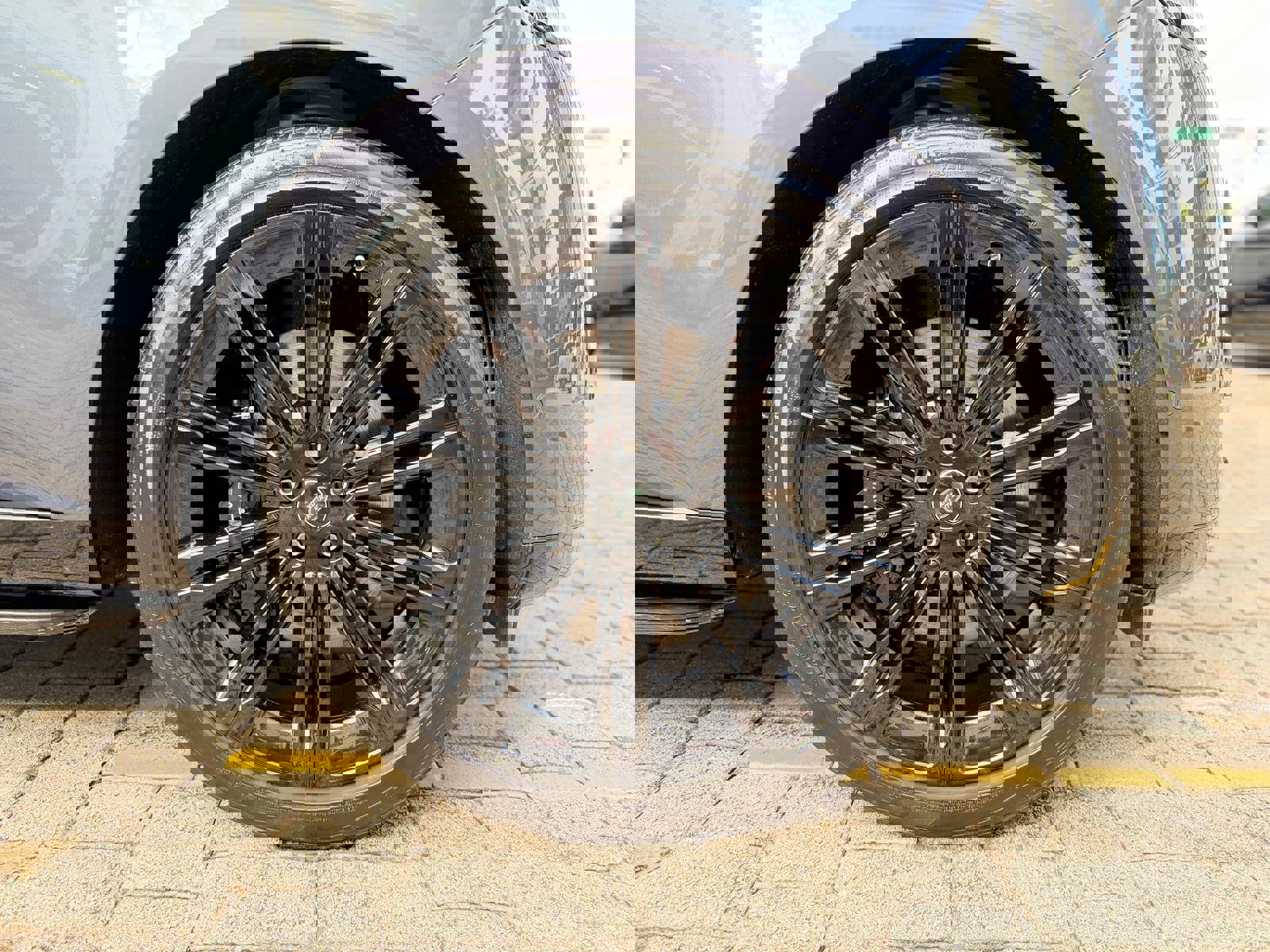 Used 2024 Land Rover Range Rover Long Wheelbase Autobiography image 27