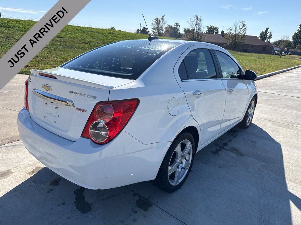 Used 2015 Chevrolet Sonic LTZ FWD image 5