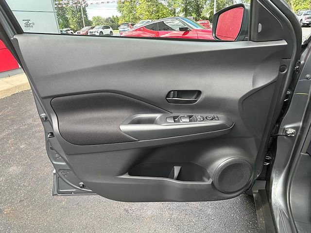 New 2025 Nissan Kicks Play S image 17