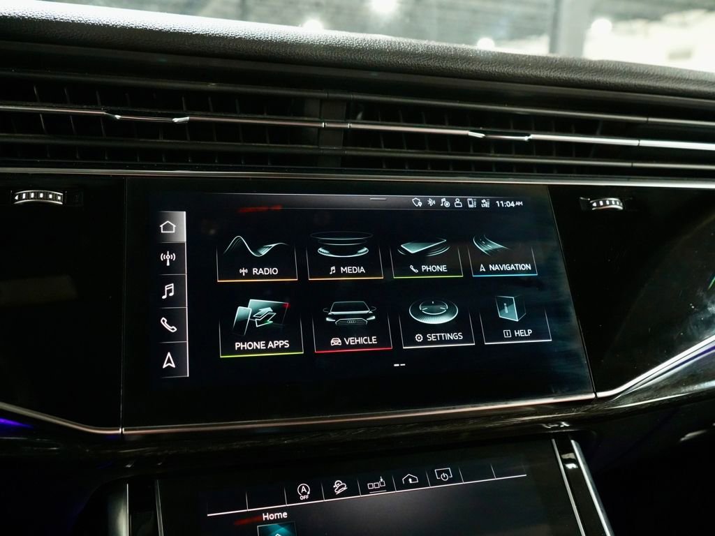 Used 2020 Audi Q8 Premium Plus w/ Premium Plus Package image 18