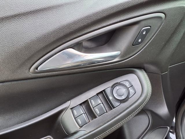 Used 2022 Buick Encore GX Preferred image 16