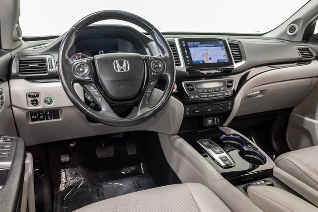 Used 2018 Honda Pilot Elite image 7