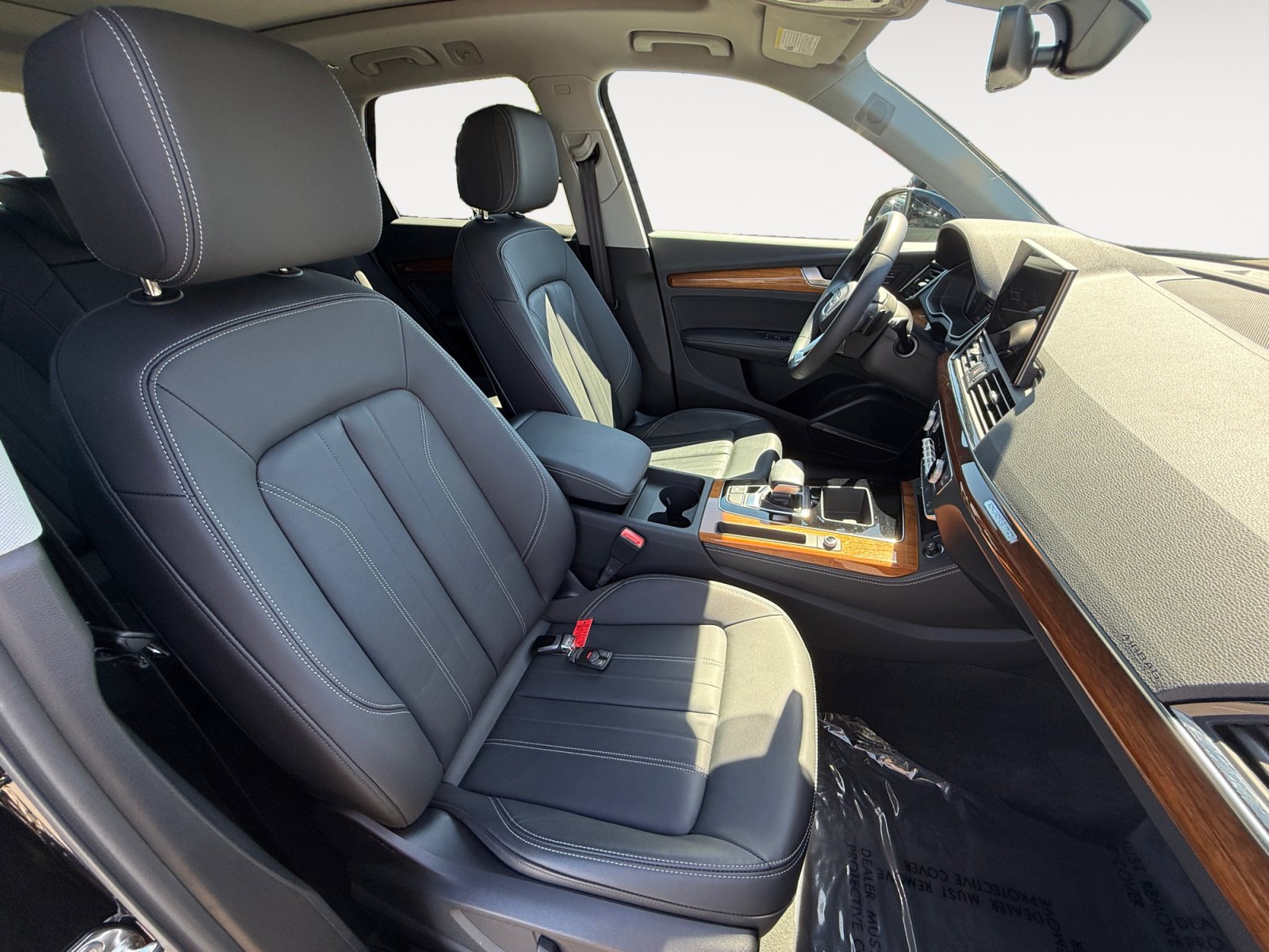 Used 2023 Audi Q5 2.0T Premium Plus w/ Premium Plus Package AWD/4WD image 19