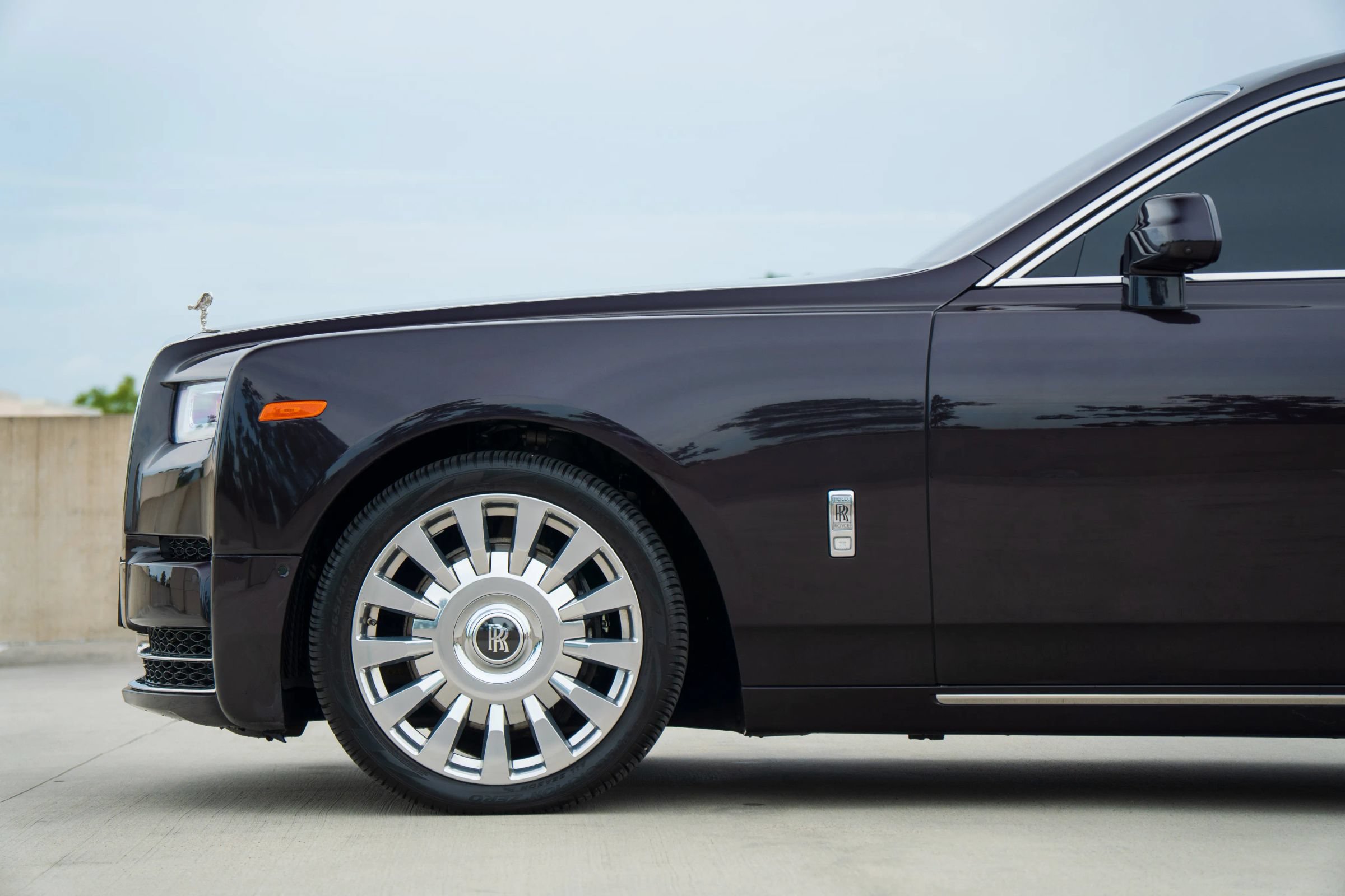 Used 2018 Rolls-Royce Phantom Extended Wheelbase RWD image 12