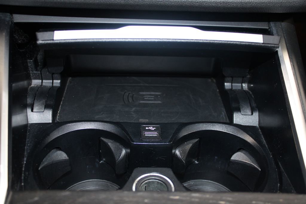 Used 2024 BMW 330e image 44