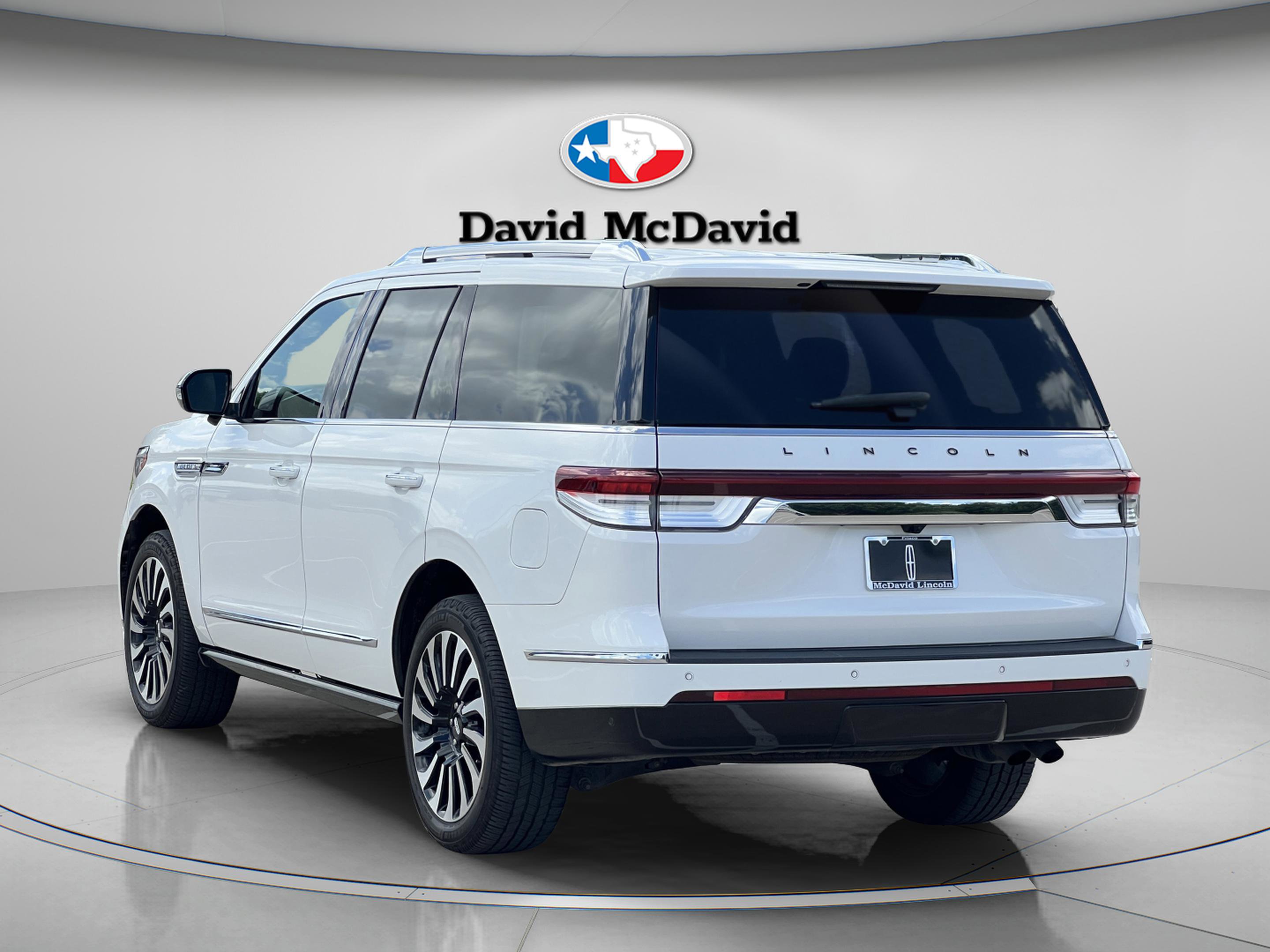 Used 2023 Lincoln Navigator Black Label AWD/4WD image 4