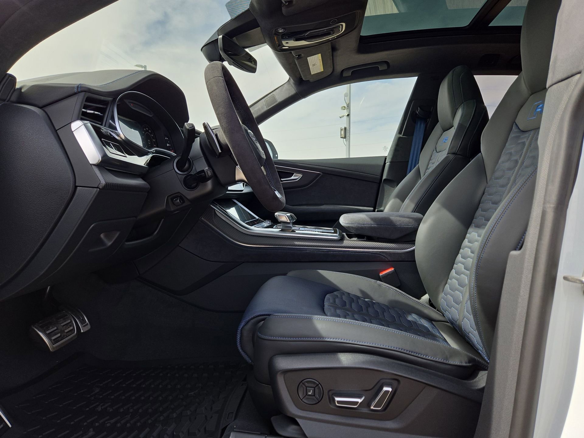 New 2026 Audi RS Q8 performance AWD/4WD image 16