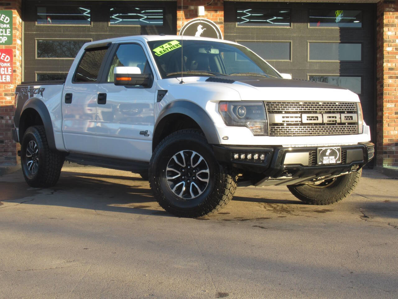 Used 2014 Ford F150 Raptor w/ Equipment Group 801A Luxury image 1