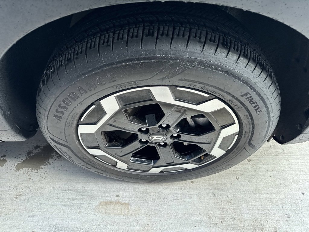 Used 2025 Hyundai Santa Fe SEL image 19