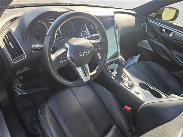 Used 2018 INFINITI Q60 3.0t Luxe w/ Sensory Package 3.0T Luxe image 9