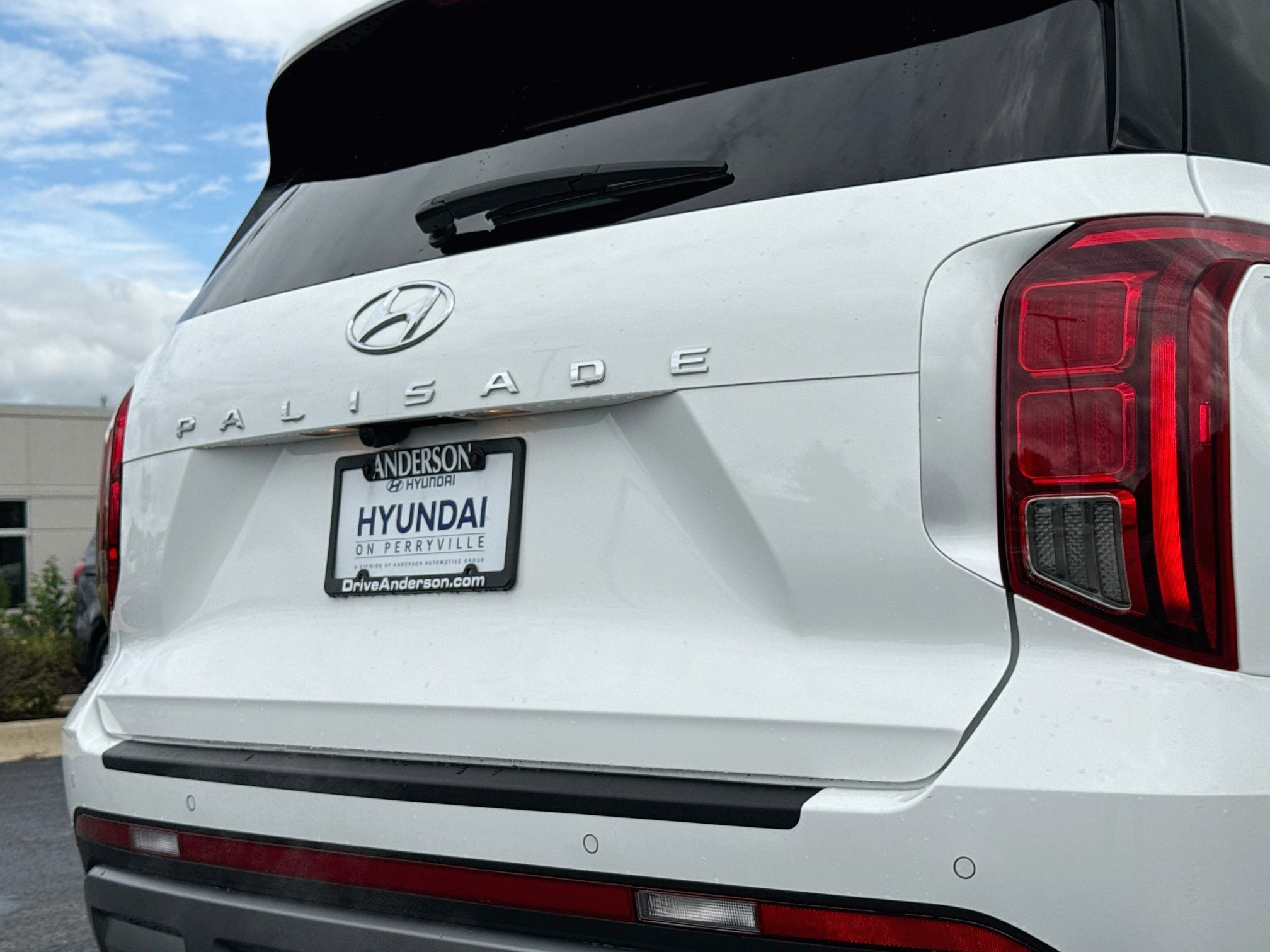 Used 2024 Hyundai Palisade SEL w/ Premium Package FWD image 6