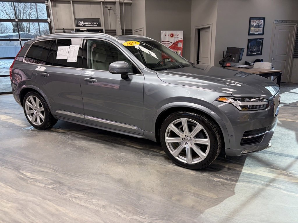 Used 2017 Volvo XC90 T6 Inscription w/ Vision Package image 35