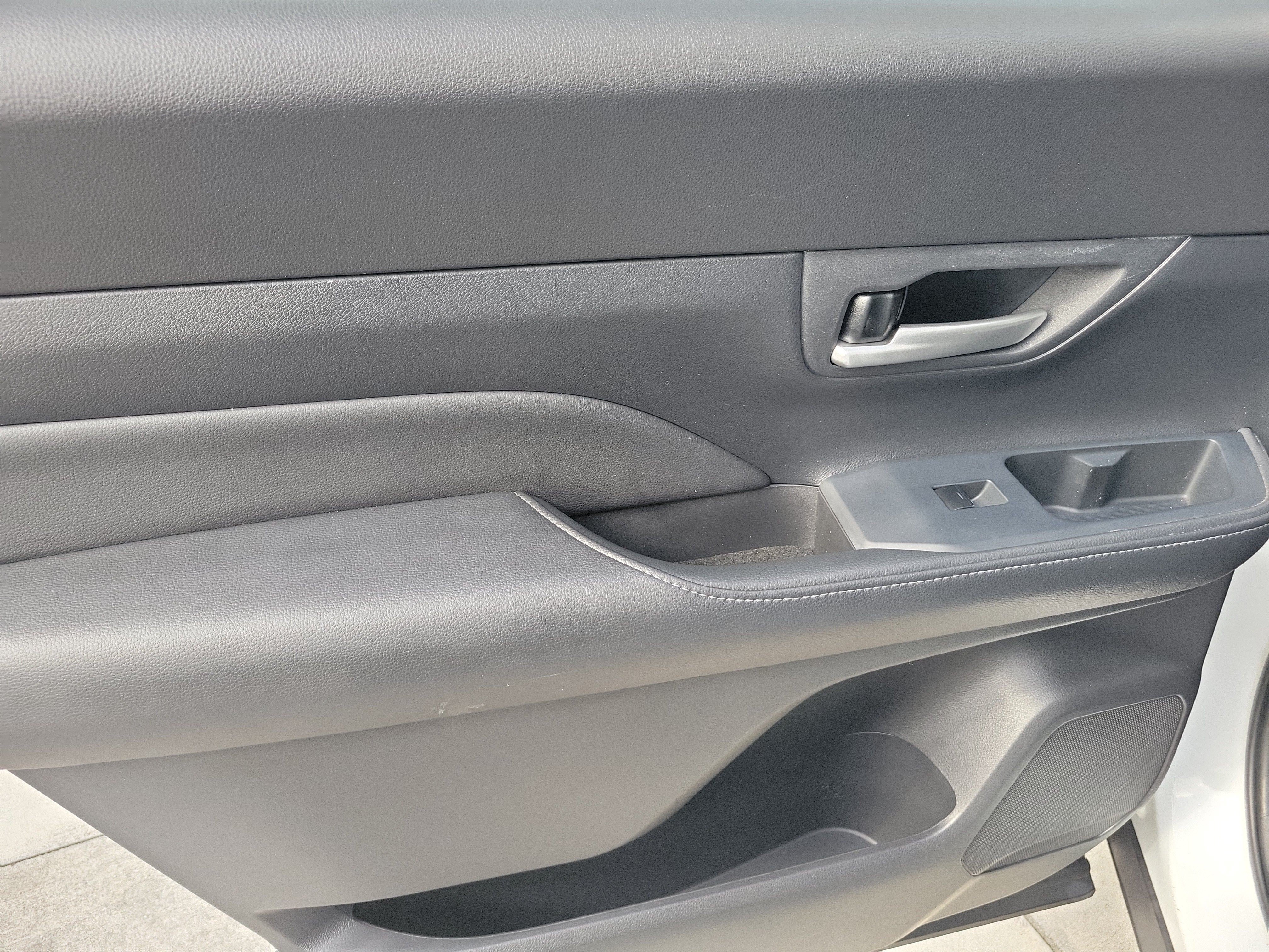 Used 2025 Toyota Grand Highlander FWD image 11
