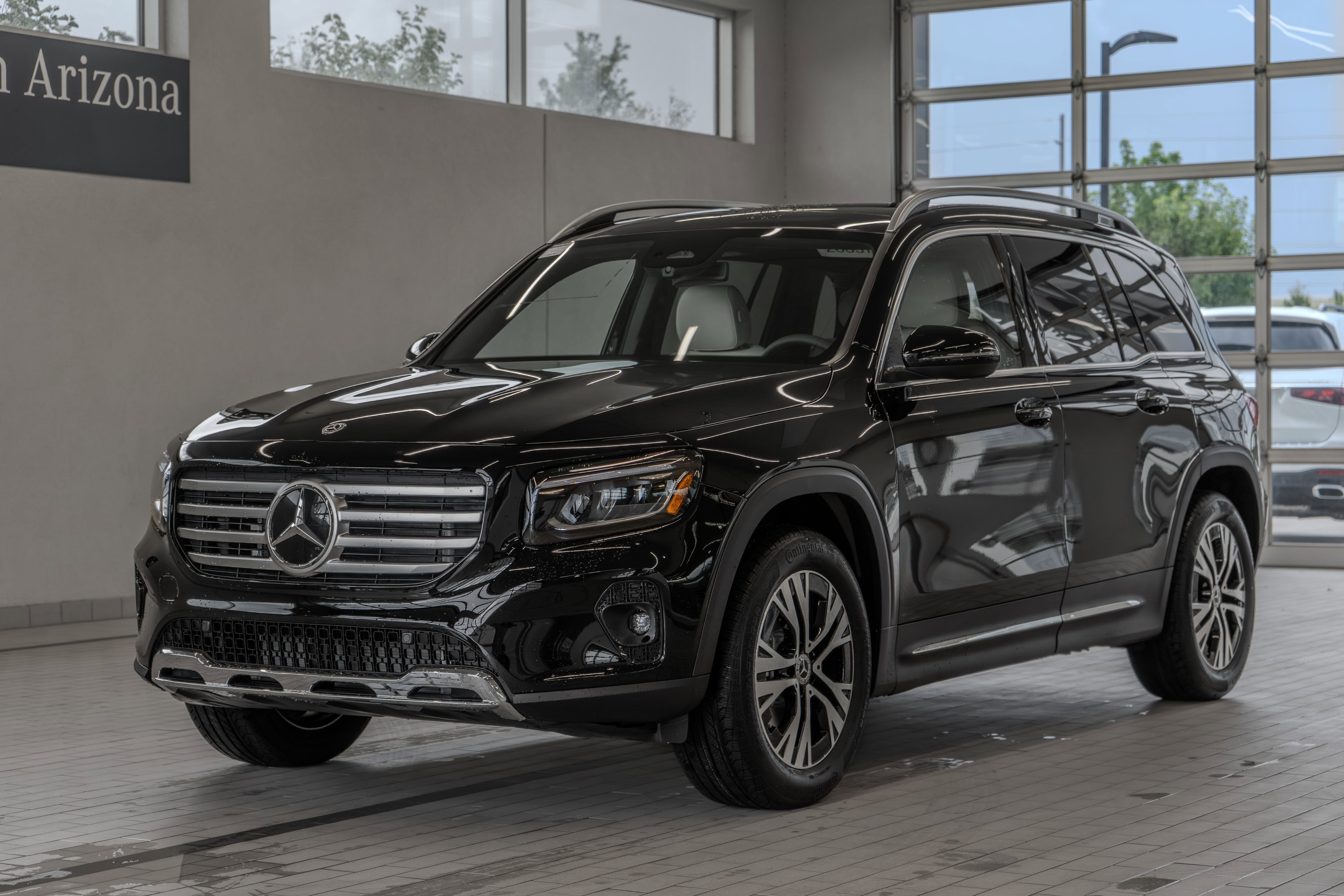 Certified 2026 Mercedes-Benz GLB 250 4MATIC image 25