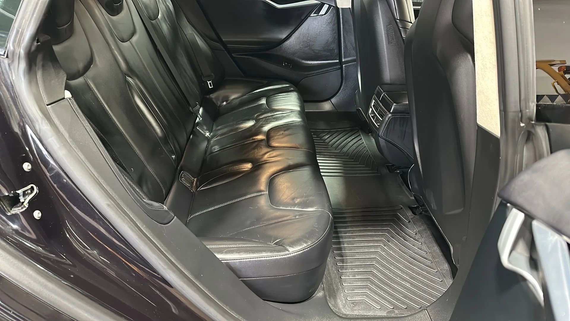 Used 2016 Tesla Model S 60 image 14