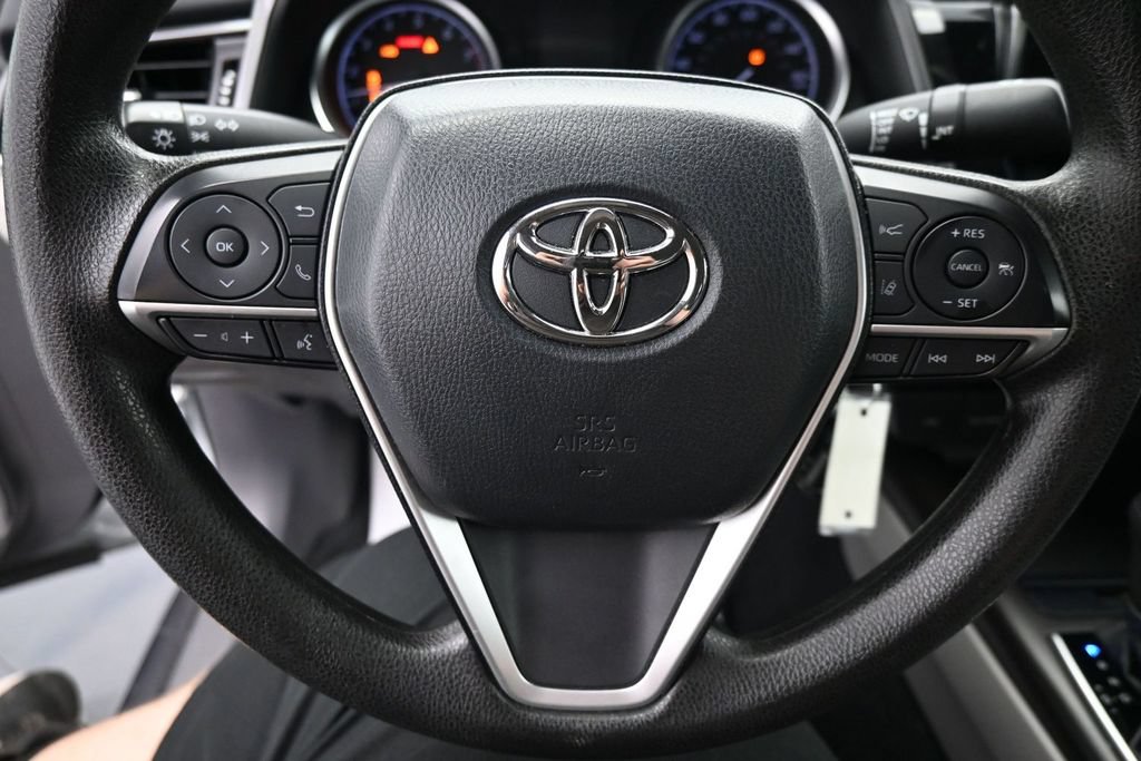 Used 2023 Toyota Camry LE FWD image 16