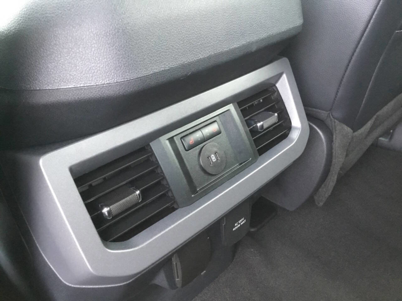 Used 2024 Ford F250 Lariat w/ Lariat Ultimate Package image 10