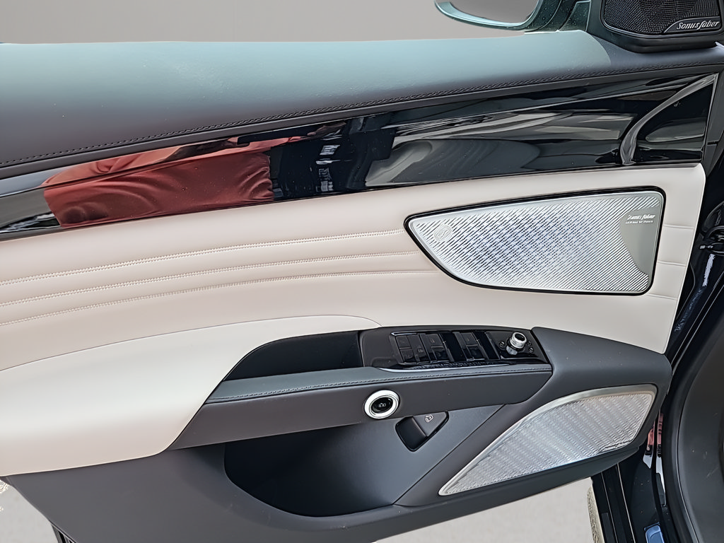 New 2024 Maserati Grecale Modena AWD/4WD image 15