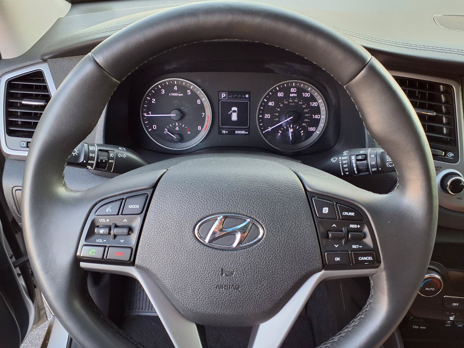 Used 2018 Hyundai Tucson Limited AWD/4WD image 14