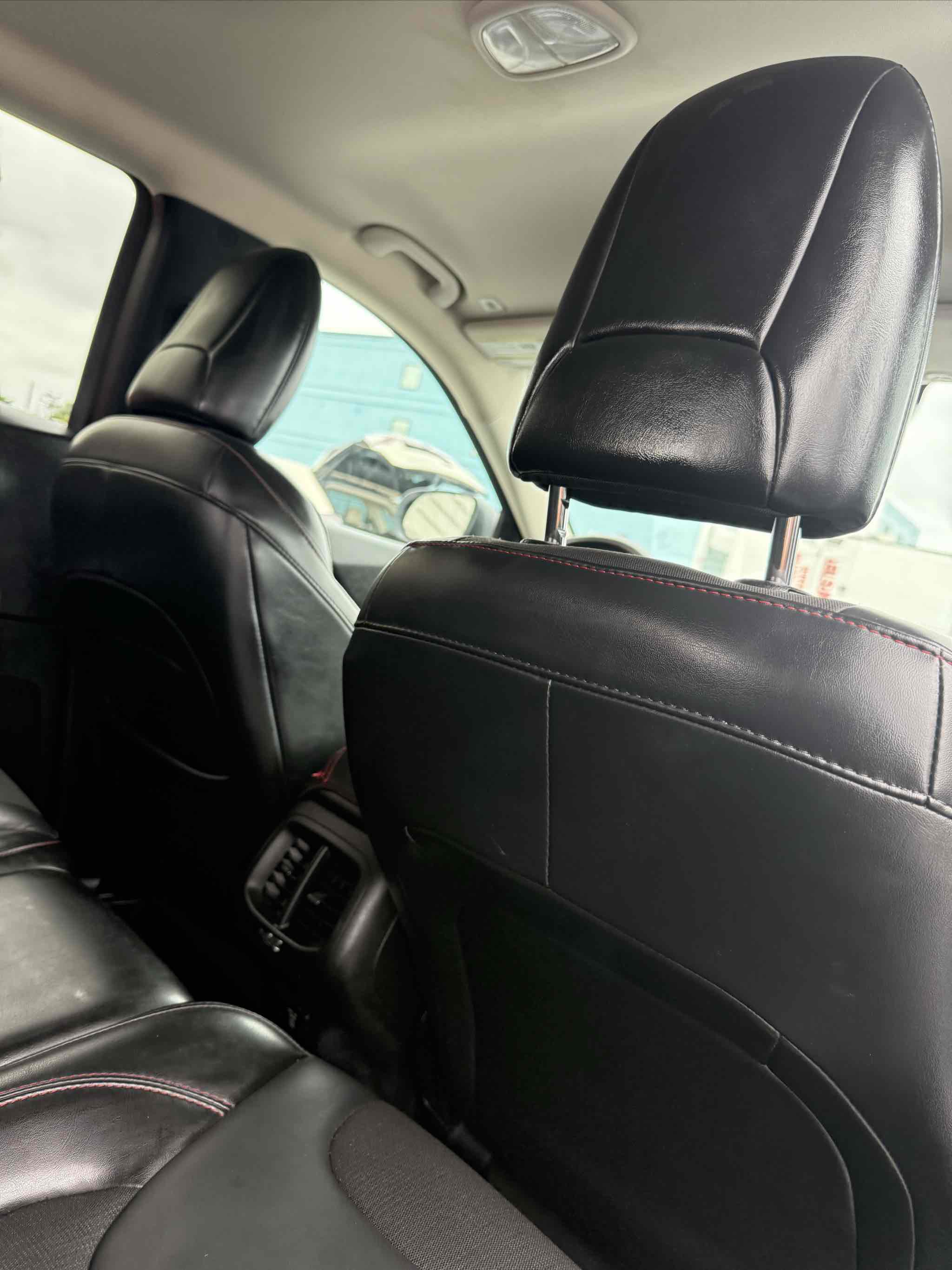 Used 2018 Jeep Cherokee Trailhawk image 61