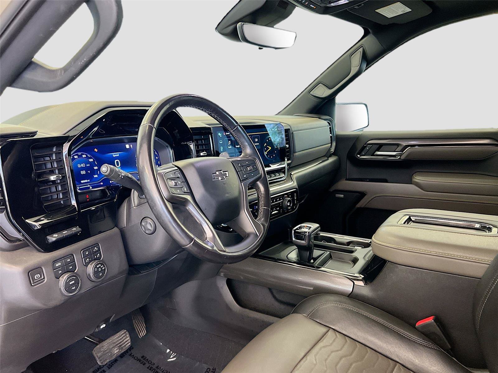 Used 2022 Chevrolet Silverado 1500 ZR2 w/ Technology Package AWD/4WD image 11