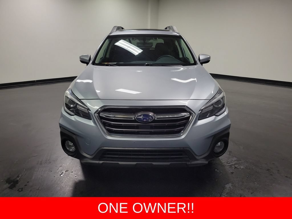 Used 2018 Subaru Outback 3.6R Limited AWD/4WD image 2