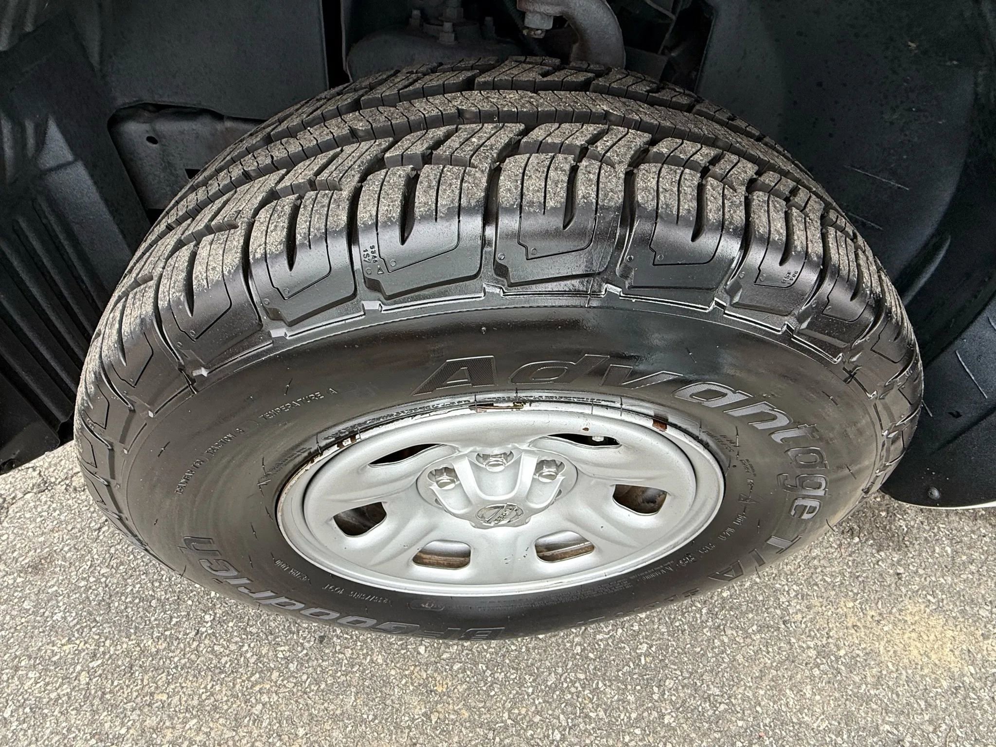 Used 2018 Nissan Frontier S image 41