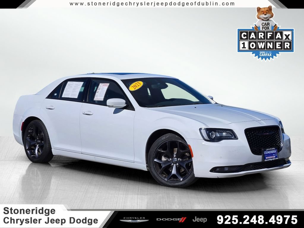 Used 2023 Chrysler 300 S RWD image 1