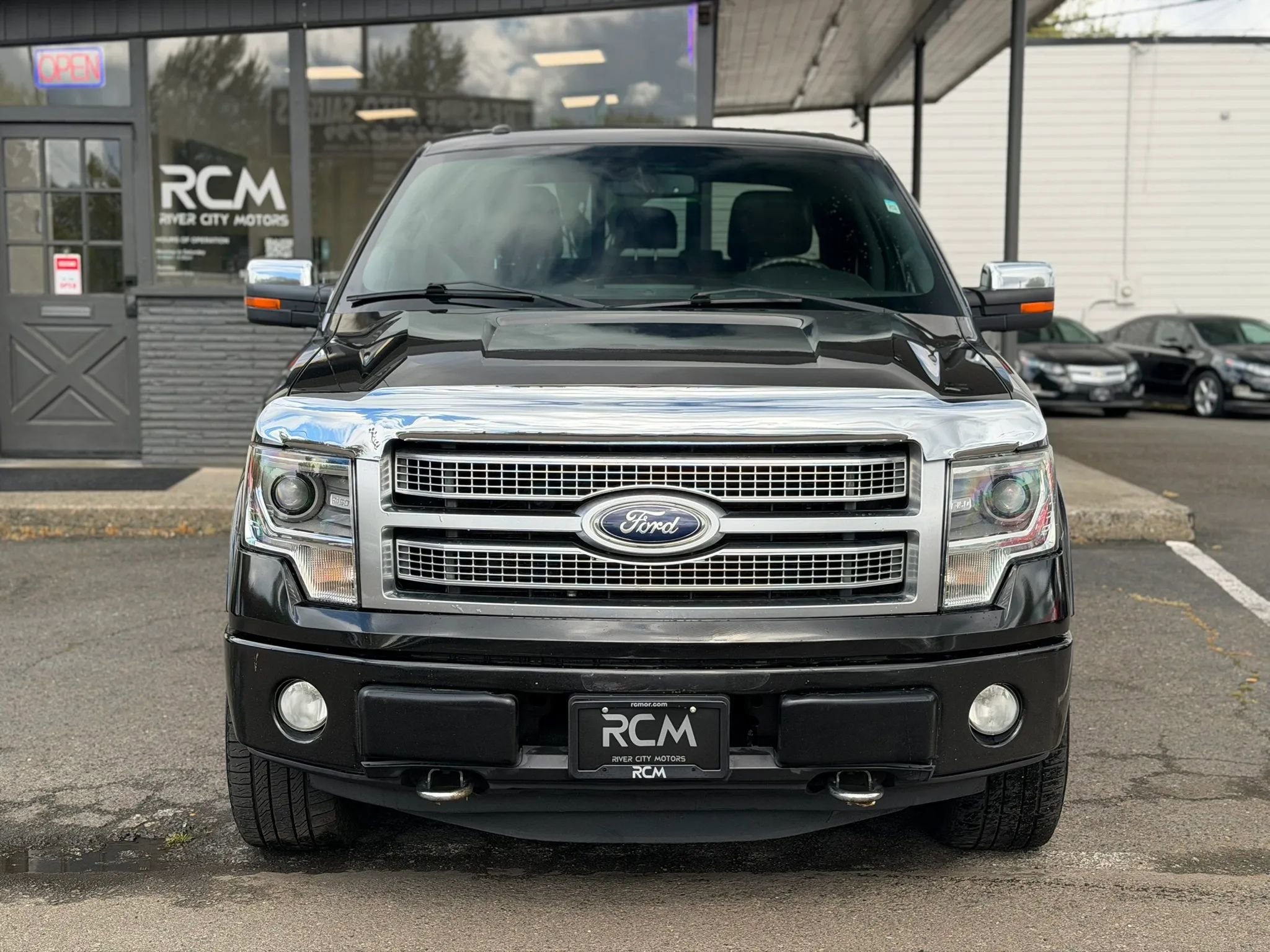Used 2012 Ford F150 Platinum AWD/4WD image 2