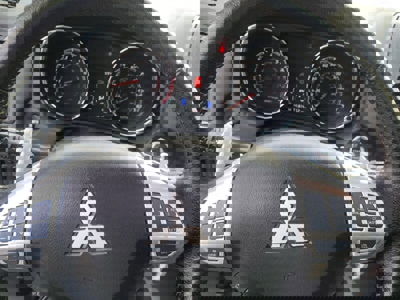 Used 2013 Mitsubishi Outlander Sport SE image 16