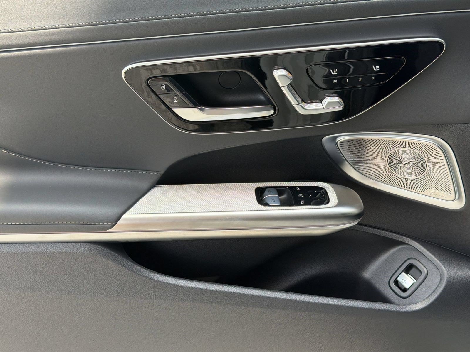 New 2026 Mercedes-Benz CLE 53 AMG 4MATIC Coupe image 13