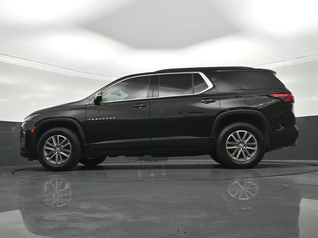 Used 2024 Chevrolet Traverse LT FWD image 25