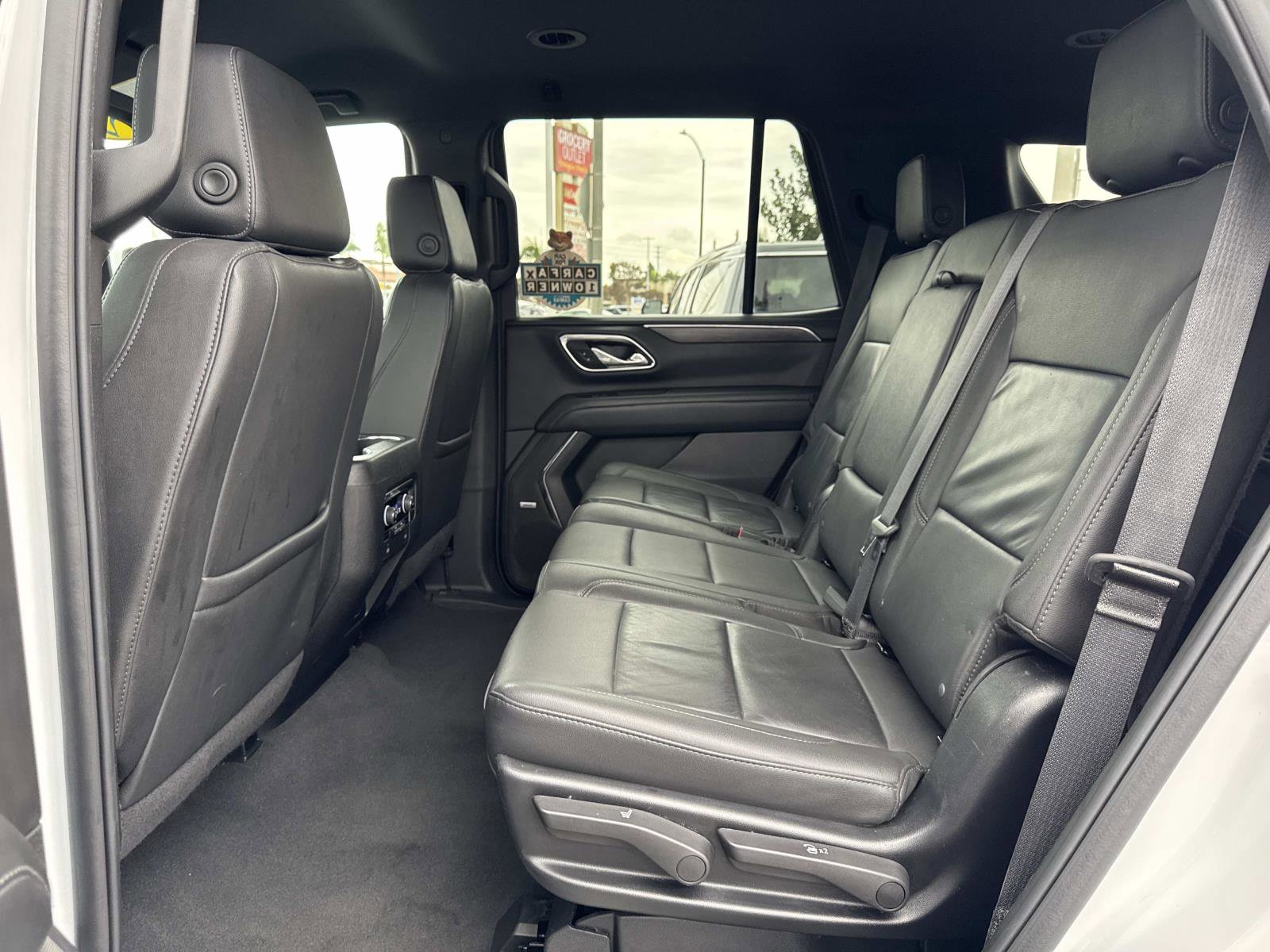 Used 2024 Chevrolet Tahoe LT image 23